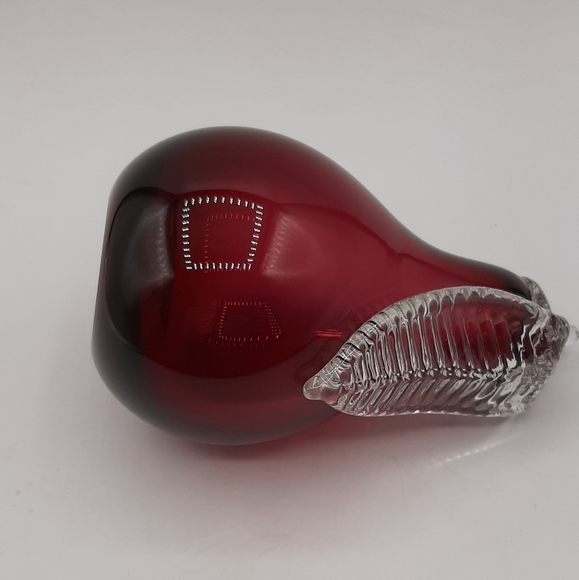 Vintage Canadian Rossi Art Glass Red Pear Home Decor Paperweight Handmade - Picture 7 of 7